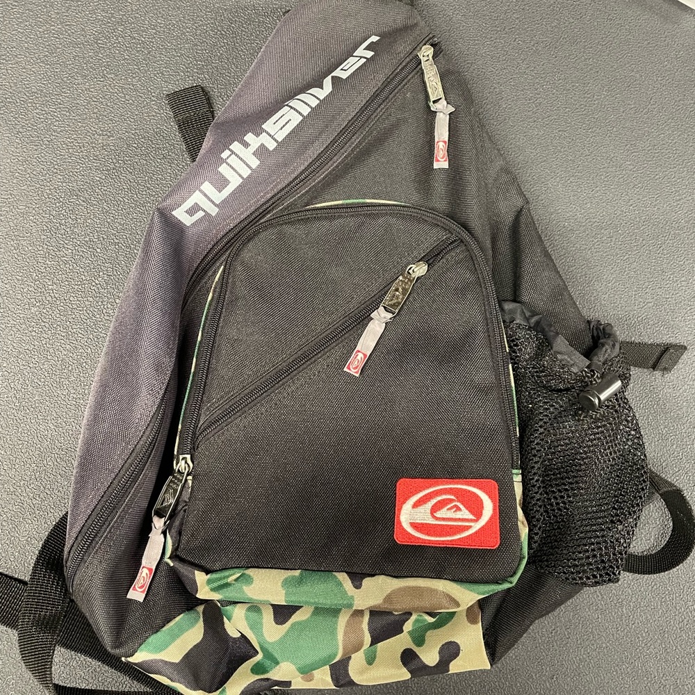Quicksilver cross body sling backpack